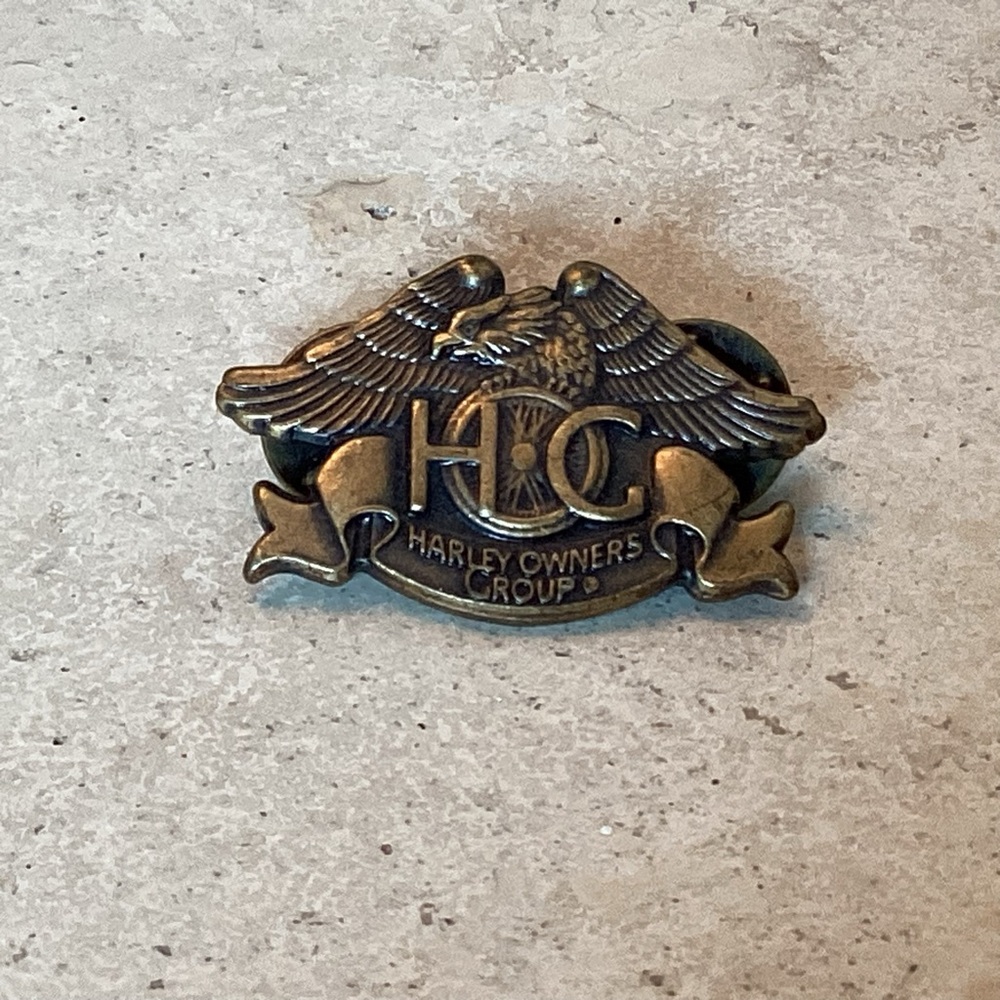 HARLEY DAVIDSON VINTAGE PIN 1993 HOG (HARLEY OWNERS GROUP) Bronze MADE IN USA 🇺🇸